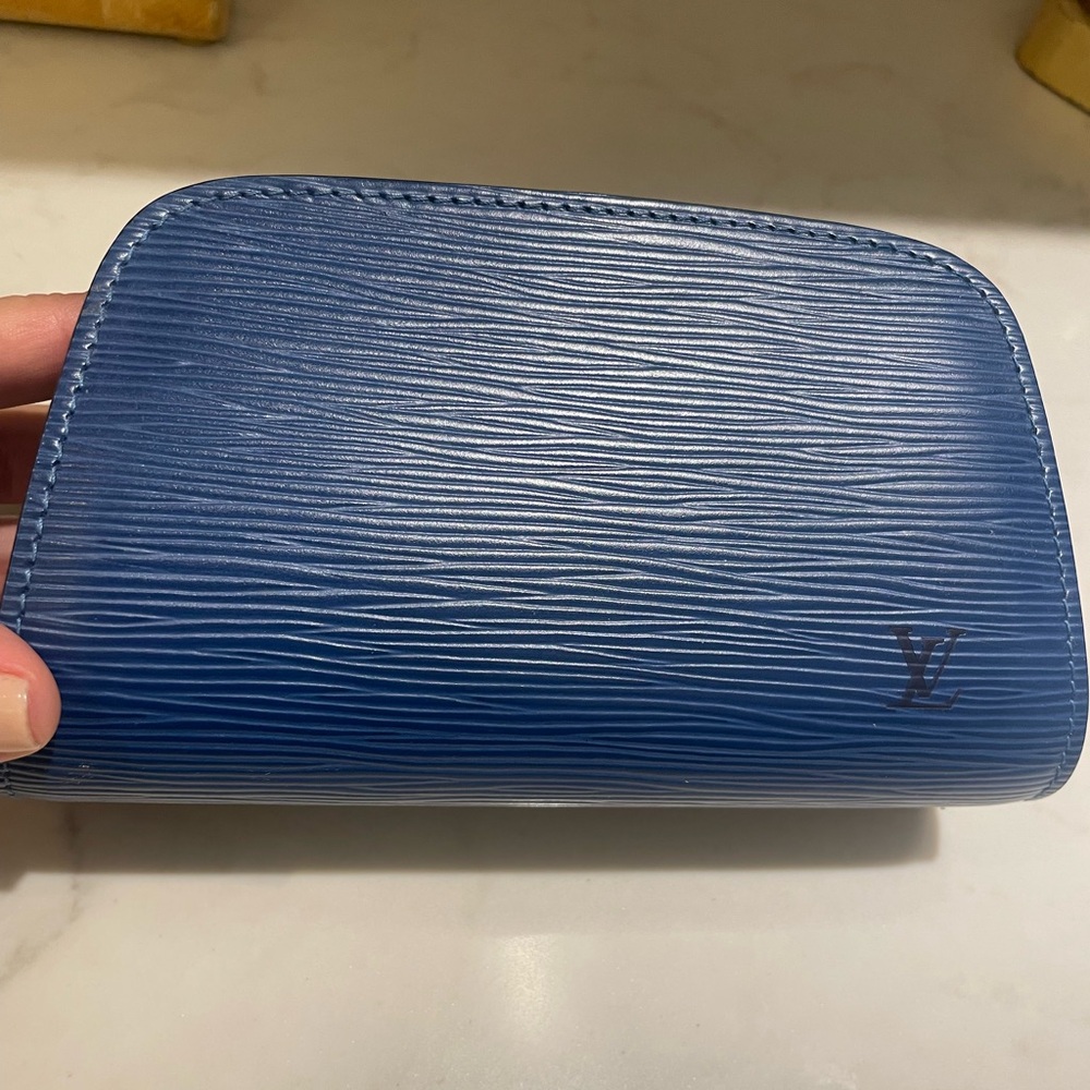 Louis Vuitton Dauphine Epi leather cosmetic bag - Toledo Blue
